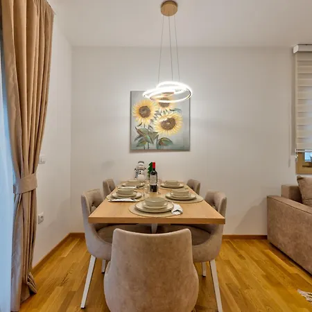 Apartment Idila *